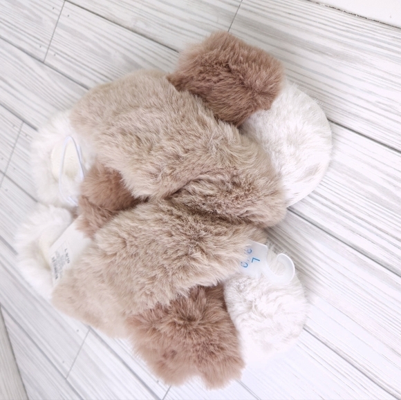 Stars Above Faux Fur Cross Strap Paris Slipper Slides in Taupe Size Large NWT - Picture 4 of 11